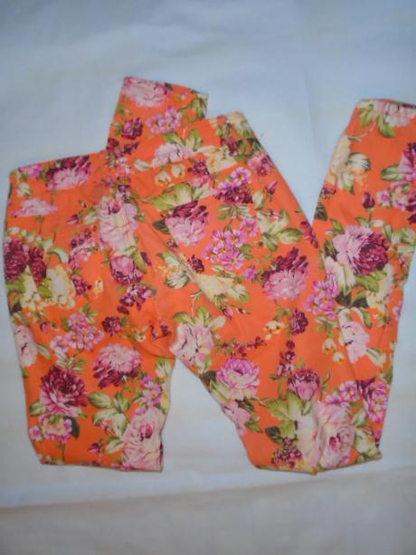 Kalhoty džíny vel 26 květy, s