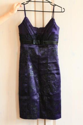 Společenské šaty + kabelka, 36