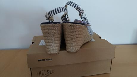 Letní botky na klínku, 40