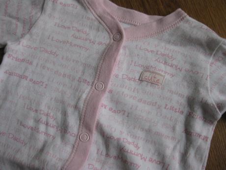 Overálek s růžovými nápisy, george,56