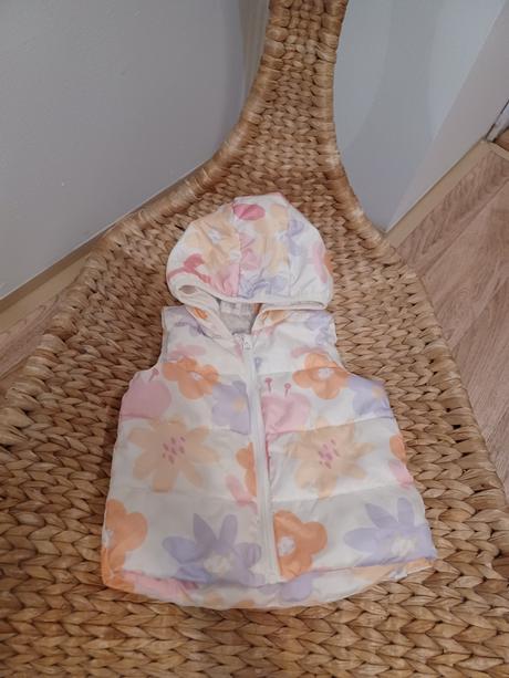 Kytičková vesta, sinsay,68