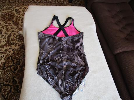 Jen týden nošené dívčí plavky zn. nike, v. 146-152, nike,146