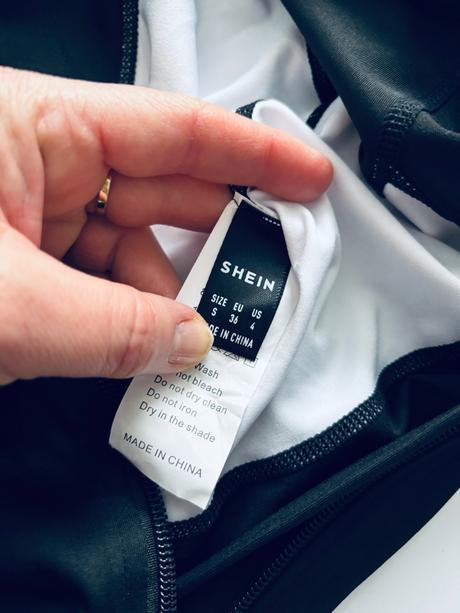 An7/ sportovní elastický overál - v.36, s