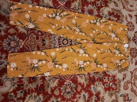 Květinové legíny, 104