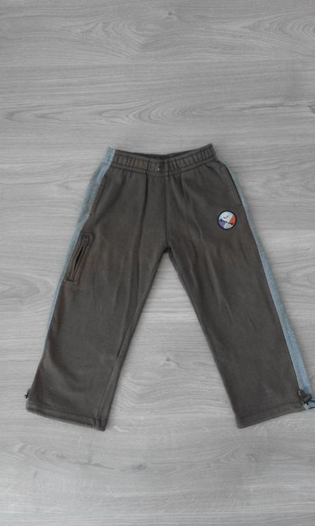 709 - teplejší tepláčky, wolf,104