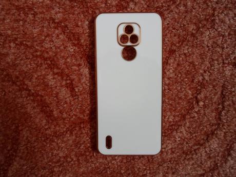 Bílý kryt na telefon moto e7,