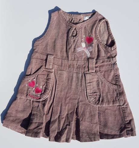 C80	dívčí manšestrové šaty vel. 74-80, early days,74