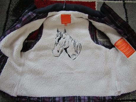 Zimní vesta s koníkem zn.staccato vel.128, staccato,128