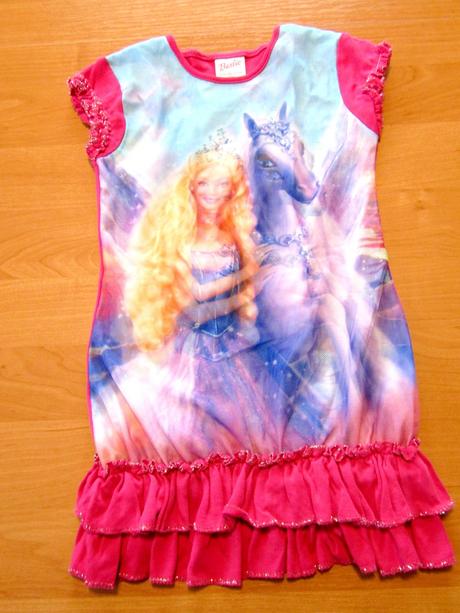 Dívčí šatičky vel 122, barbie,122