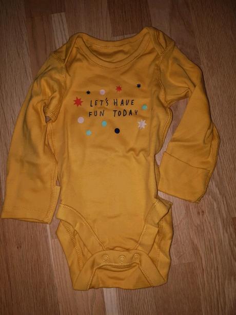 Oranžové body 3-6 m, marks & spencer,68