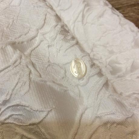 Slavnostní šaty se vzorem a mašlí, 86