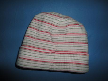 Krásná i pro vrstvení, čepička z tcm, vel. 46-48, tcm,80