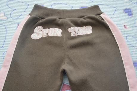 134, 140 teplé khaki tepláky, 134