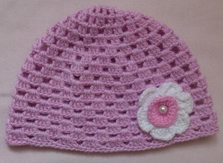 Dětská jarní háčkovaná čepička, velice dobrý stav, 56