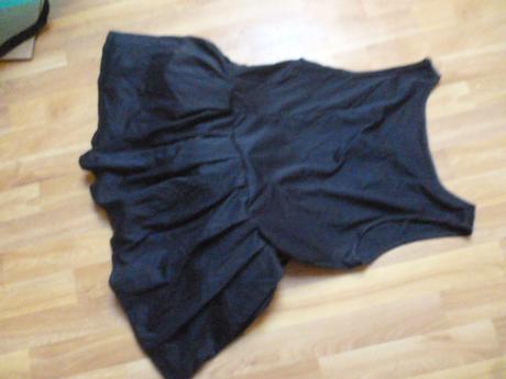 Karneval dospělý šaty vel.xl-xxl,