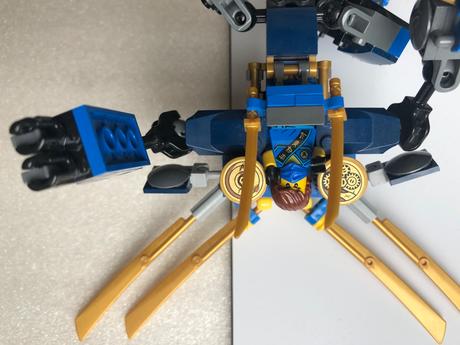 Lego ninjago 70754 elektrorobot,