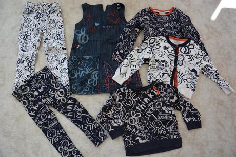 Černobílý "počmáraný" komplet smile 2-3 roky, 86–98