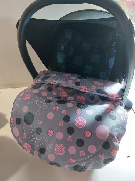 Nánožník na vajíčko sedajdu, 