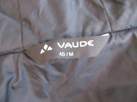 Dámská černá prošívaná bunda s kapucí vaude, m