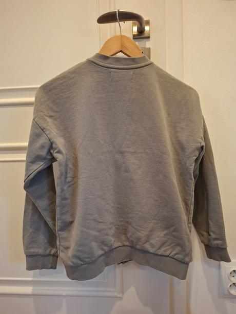 Reserved mikina č.140, reserved,140