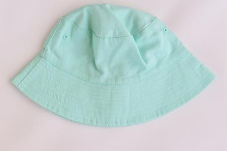 Klobouk vel. 6 - 12 m, tu,74