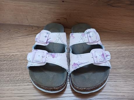 Přezůvky do školy č.32, 32