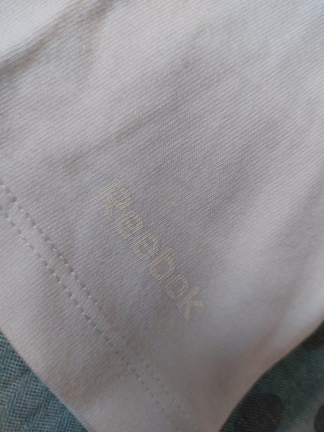 Sportovní tričko tílko, reebok,104