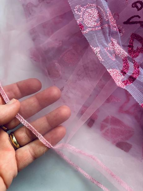 An7 sukně s třpitivým potiskem- v.cca 3-5 let, 104