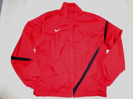 Luxusní červená sportovní bunda nike, nike,m