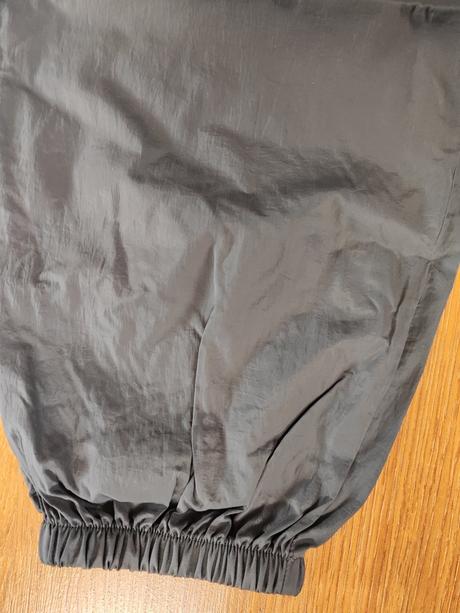 Šusťákové kalhoty, h&m,170