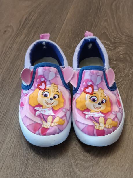 2x dívčí bačkorky paw patrol a čechtín, vel.25, 25
