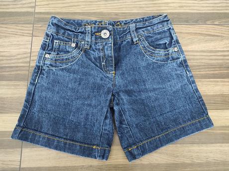 Džínové kraťasy, next,122
