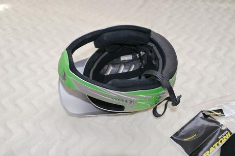 Helma na motorku nebo kolo vel.s/m zn.cratoni, m