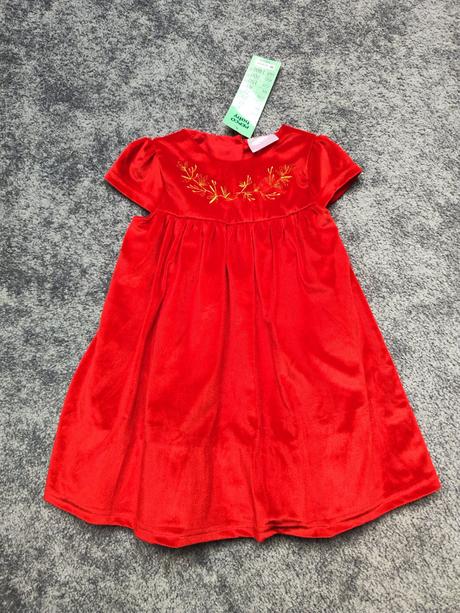 Sváteční sametové šaty, pepco,86