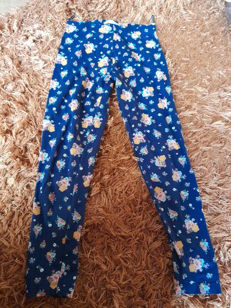 Legíny, kalhoty caa, modré květované, c&a,140