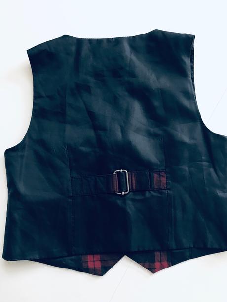 Vestička společenská next - v.3/6 měs., 68