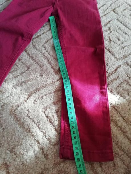 Fialové rifličky vel.104 pěkný stav, c&a,92