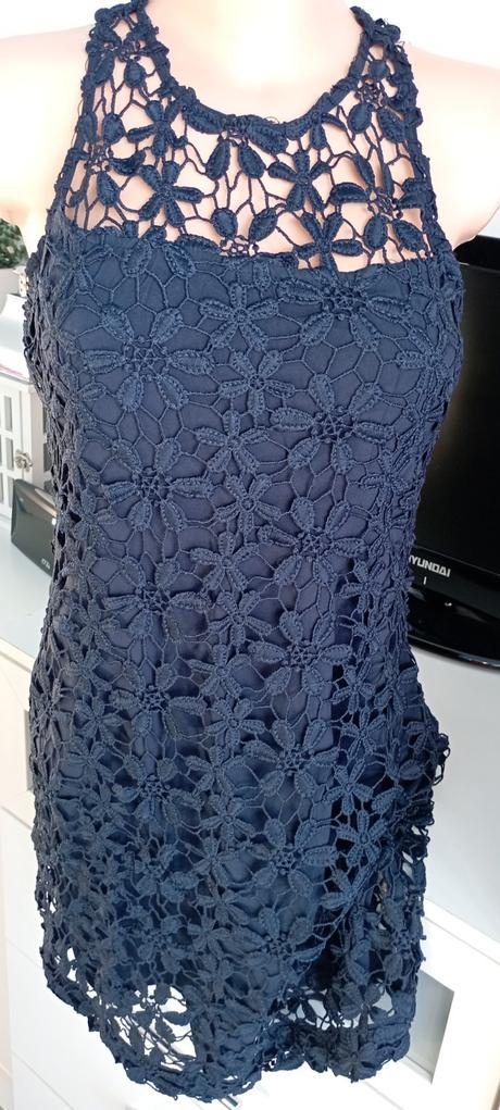 Šaty zn."hollister" vel."m", hollister,m