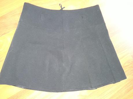 Dámská společenská sukně, 42