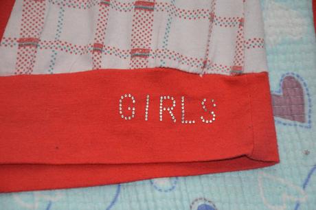 140 146 triko s koníky a kamínky, 140