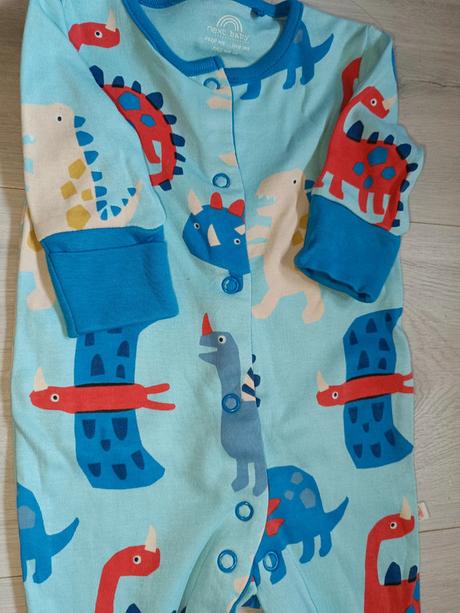 Overal s dinosaury 56 next, next,56