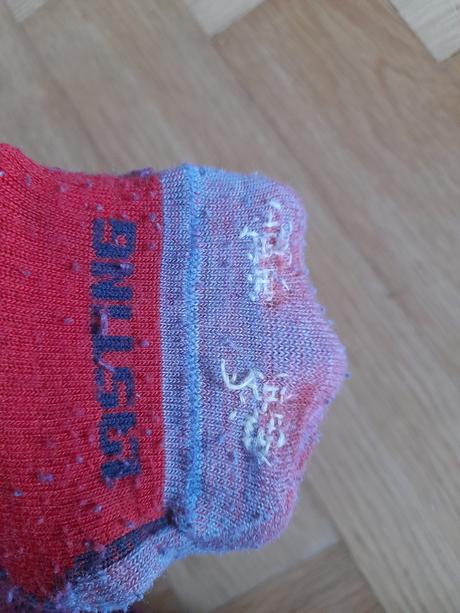 Merino spodky a ponožky, 104