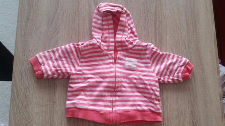 Miminkovská mikina, 62