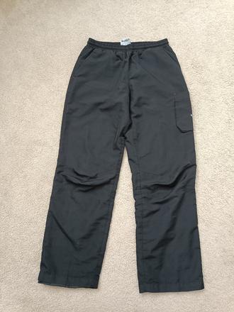 Sportovní kalhoty, 152