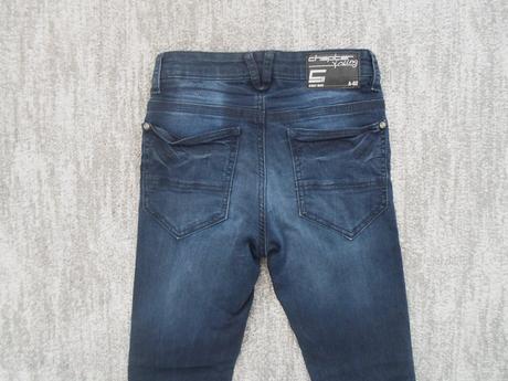 Modré kalhoty rifle džíny, chapter young,152