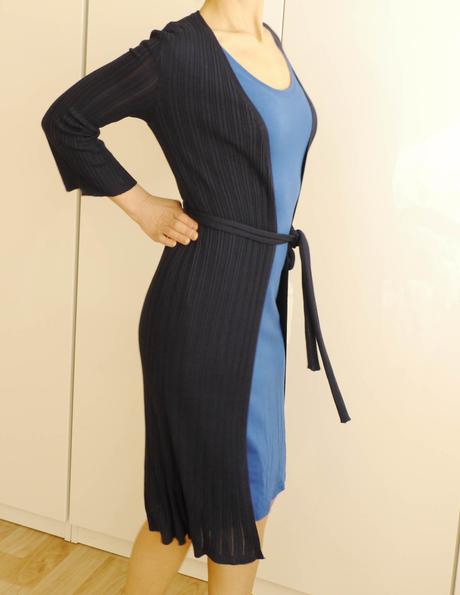 Tmave modry dlouhy svetrik s paskem a 3/4 rukavem, orsay,xs