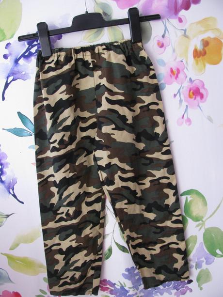 Karneval-kostýmové maskáčové kalhoty, voják apod.,