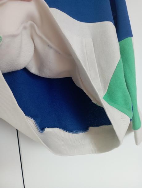 Hezká mikina s kapucí, h&m,134