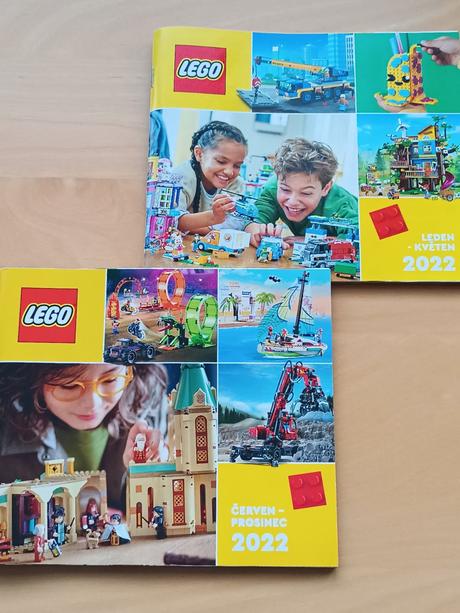 2 lego katalogy 2022, 