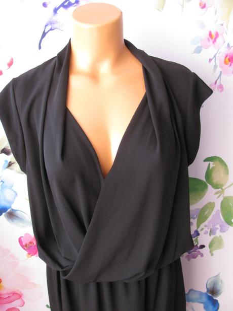 Dámské společenské šaty, malé černé gas, m